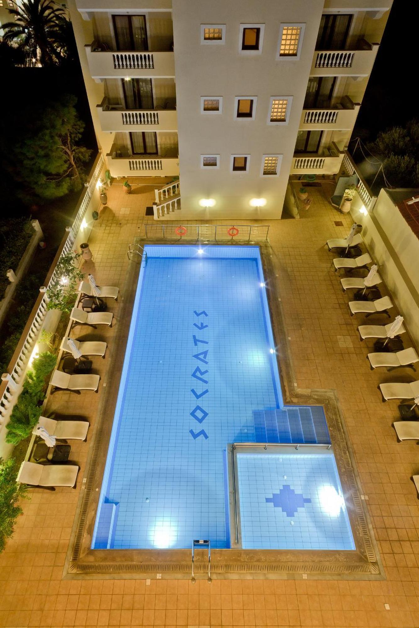 Socrates Hotel Apartments Karpathos Buitenkant foto